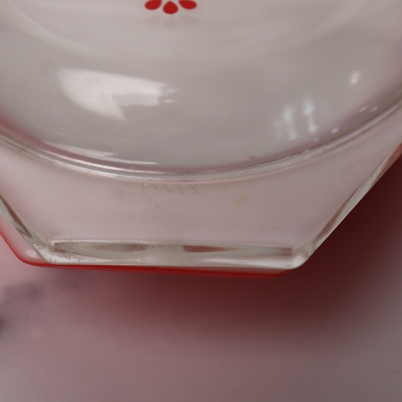 Vintage Pyrex 1 1/2 QT Red Friendship Birds Oval Divided Lidded Casserole - Picture 8 of 9